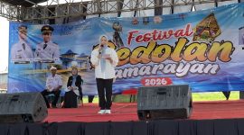 Bupati Serang Ratu Rachmatuzakiyah membuka Festival Bedolan Pamarayan 2026 di Bendung Pamarayan Baru, Kabupaten Serang, (Dok)