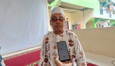 Ketua Tanfidziyah PCNU Kota Serang, KH Saifun Nawasi memberikan pernyataan kepada pers, (Dok/Dailyhits.id)